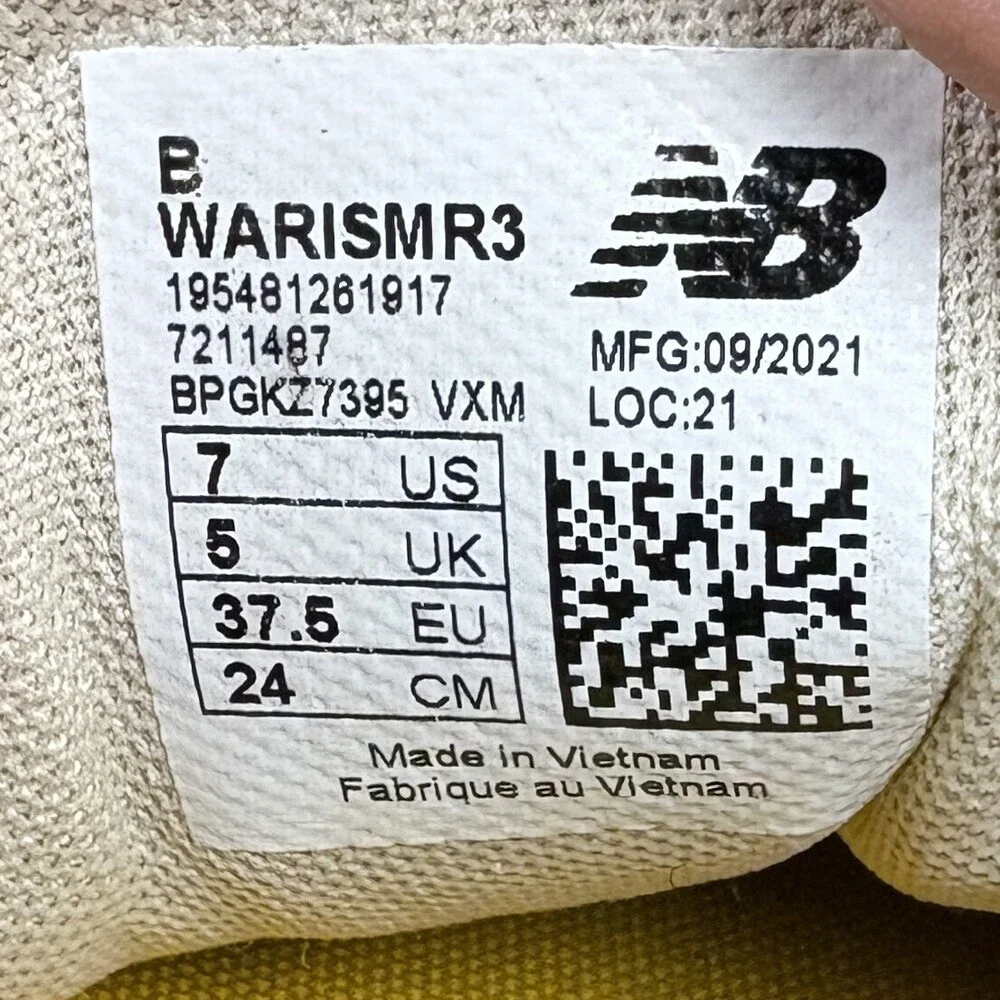 New Balance Fresh Foam Arishi v3 Red Gold Womens US Size 7 WARISMR3 Running Shoe